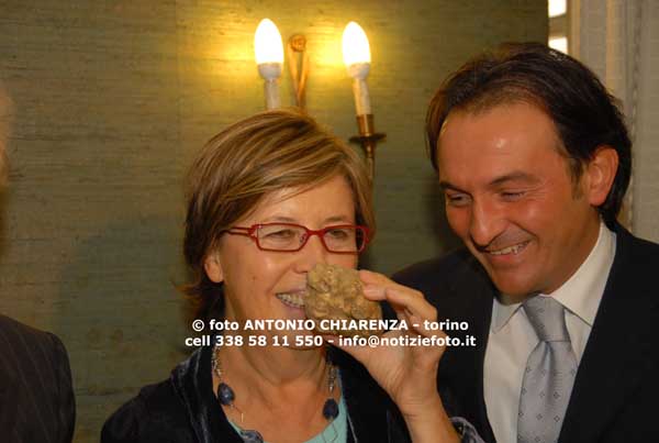 s1841,242,Alberto Cirio