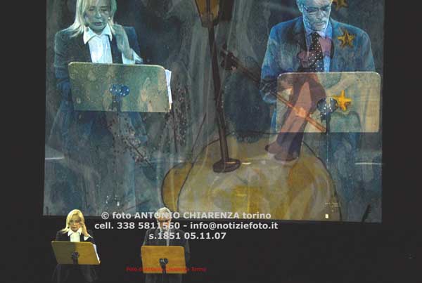 s1851,070,Simona Izzo