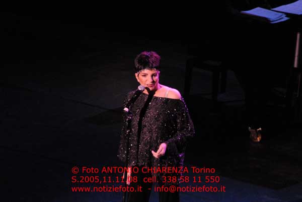 S2005_052_Liza  Minnelli