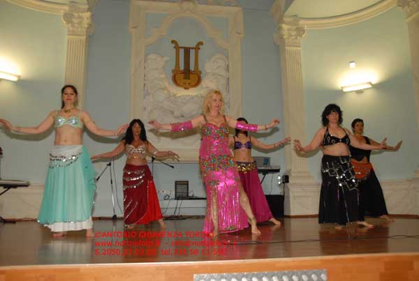 S2050_066_Gruppo_danze_Tiziana_Taricco