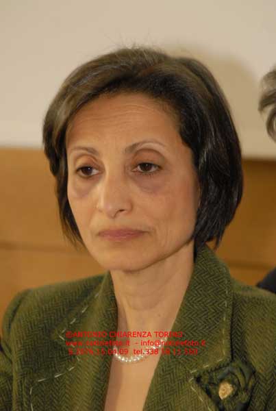 S2076_048_Sherine_Maher