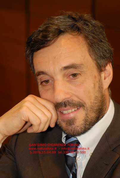 S2076_053_Andrea_Varnier