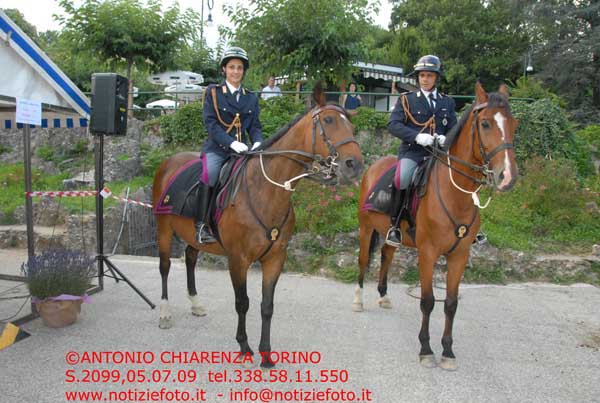 S2099_029_Polizia