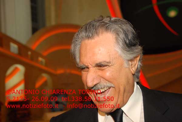 S2135_075_Lando_Buzzanca