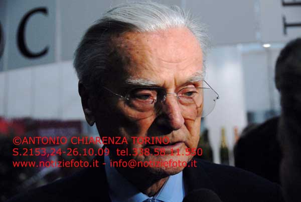 S2153_227_Santi_Biondi