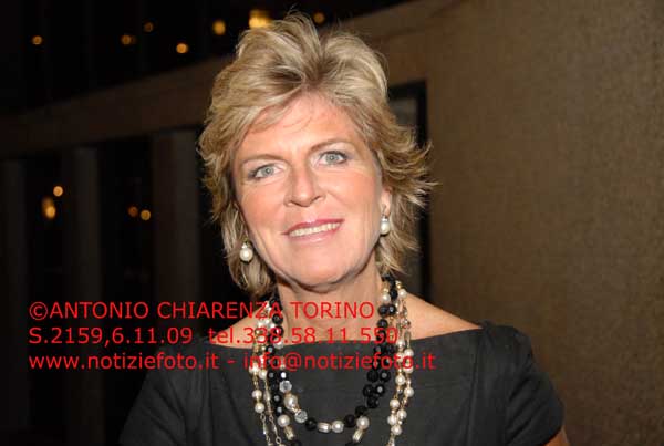 S2159_004_Evelina_Christillin