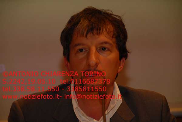 S2242_008_Roberto_Burdese