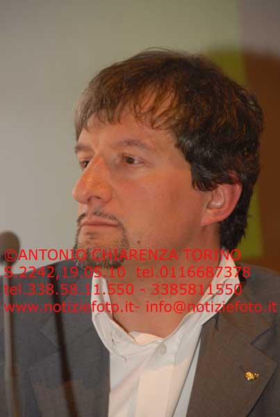 S2242_080_Roberto_Burdese