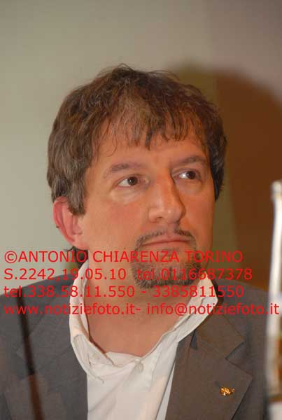 S2242_081_Roberto_Burdese