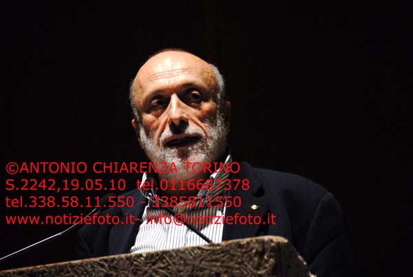 S2242_084_Carlo_Petrini