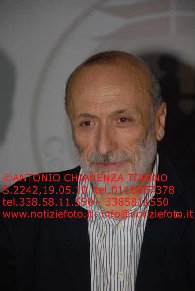 S2242_128_Carlo_Petrini