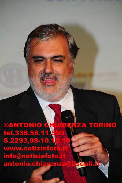 S2293_100_2830_Mauro_Cutrufo