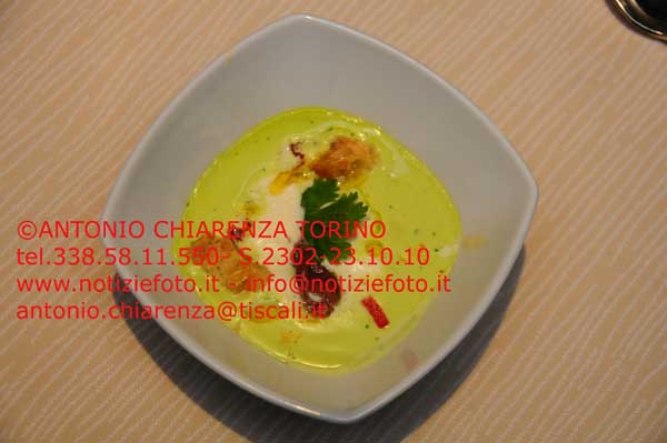 S2302_23100_6921_Burrata