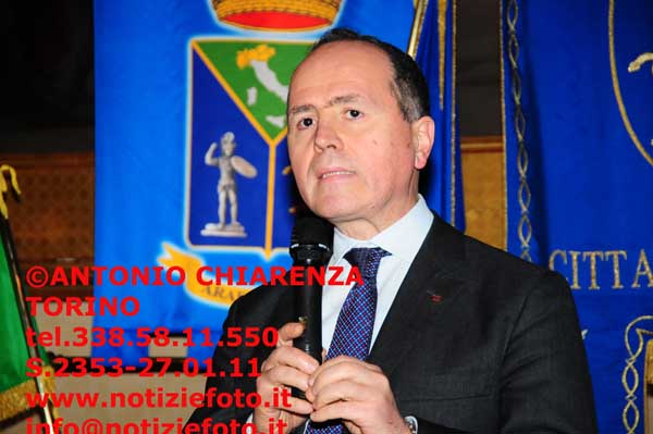 S2353_011_1385_Roberto_Placido