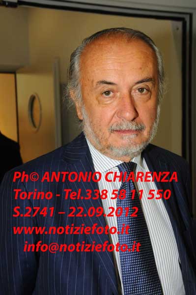 S2741_092_9835_Mario_Virano