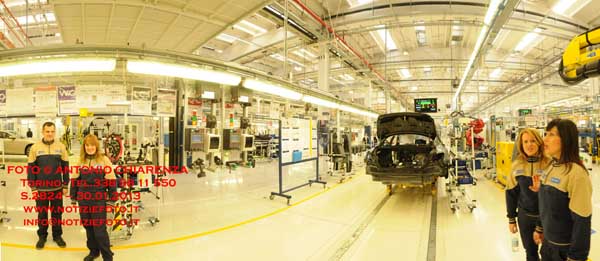 4_S2824_013_pano4_Officina_Maserati