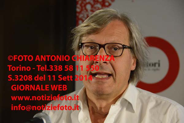 S3208_094_1162Vittorio_Sgarbi