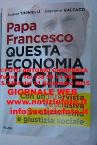 S3464_095_6891_libro_Papa_Francesco
