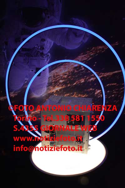 S4355_077_7388