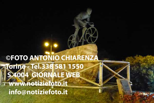 S4404_P1190399_monumento_PANTANI