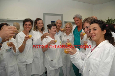 http://www.notiziefoto.it/s.1383,web,04.08.05,ospedale%20maria%20vittoria/scelte/DSC_6714.JPG